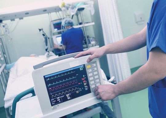 Sicherheitsnorm 60601-1: Welche Fallen lauern auf den Entwickler medizinischer Lösungen und wie hilft die Sicherheitsnorm?(Bild:  © sudok1 - Fotolia)