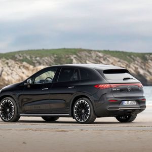 Das EQE SUV soll Mercedes’ meistverkauftes Elektroauto werden.(Bild:  Mercedes-Benz)