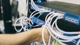 Das Industrial Internet of Things ist auf dem Weg in die Unternehmen. Doch gibt es dabei viel falsch zu machen. Experten haben nun die fünf größten Fehler aufgelistet. (Bild: Pexels)