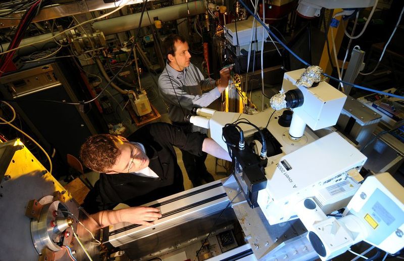 Biophotonik and Life Sciences: Teilchenbeschleuniger des TUM Munich-Centre for Advanced Photonics.  (Bild: Messe München)