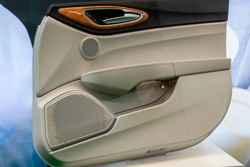 Verkleidungsteile für Kfz-Innenräume ist ein beliebter Einsatzzweck für additive Fertigung. (Bild: S. Human/VCG)