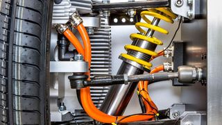 Radnabenantriebe erhöhen die ungefederten Massen. Neuartige Dämpfer sollen diesen Nachteil ausgleichen. (Fraunhofer LBF / Ursula Raapk)