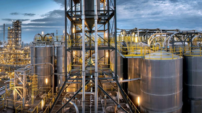 Sabic-Werk im niederländischen Geleen: Die Münchner Industrieholding Aequita übernimmt den Standort.(Bild:  Sabic)