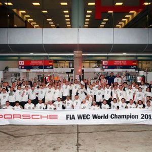 Das Porsche-Team der FIA Langstrecken-Weltmeisterschaft 2015