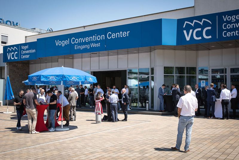 Steckverbinderkongress 2023 Tag 2: Kongress mit Trendthemen von PCF über DC-Steckverbinder, Hybridsteckverbinder, Qualifizierung, Single Pair Ethernet, Hands-on Workshops bis zu 3D-Druck und Konfektionierung. (Bild: Stefan Bausewein)