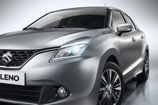 Der erstmals auf der IAA 2015 vorgestellte neue Suzuki Baleno: Das für den 1,2-Liter-Dualjet-Motor angebotene Mild-Hybrid-System SHVS (Smart Hybrid Vehicle by Suzuki) senkt den Verbrauch, indem ein integrierter Startergenerator den Verbrennungsmotor bei Beschleunigungen effizient unterstützt. (Suzuki)