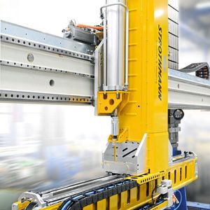 (Tsubaki Kabelschlepp)