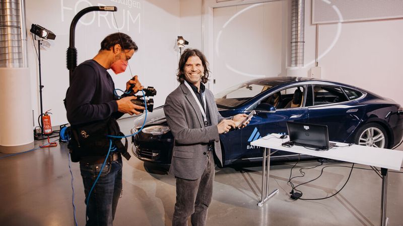 ...auch live am Fahrzeug. (Bild: Knüttel | BKfotofilm)