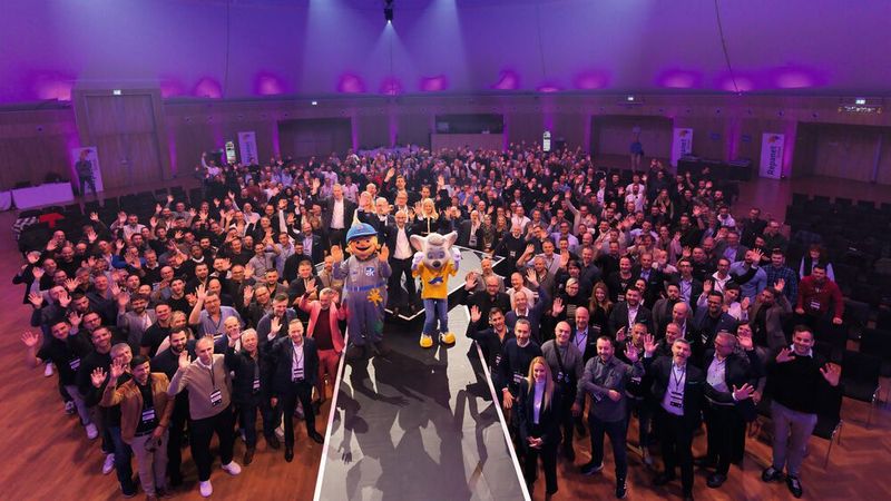 Über 500 Teilnehmer aus mehr als 200 Betrieben kamen zum Repanet-Suisse-Jubiläums-Event nach Rust. (Bild:  Artefakt Fotografie, Marcello Keller)
