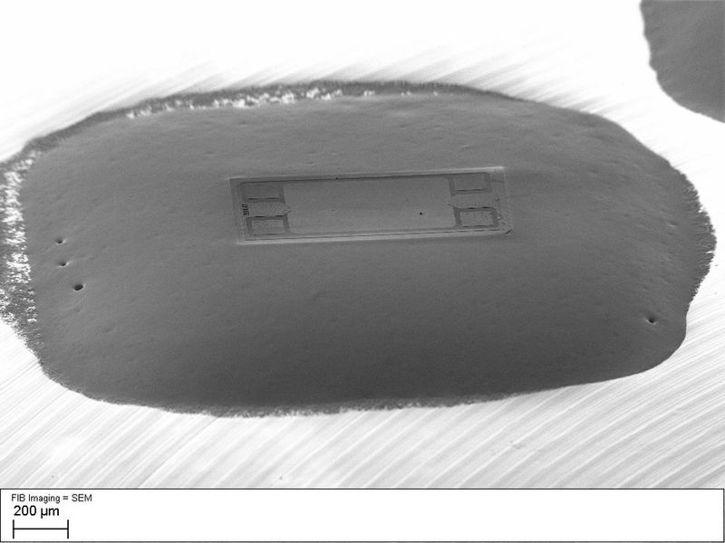 Die piezoresistive Drucksensorchips aus dem Forschungsinstitut CiS werden dort eingesetzt, wo hohe Präzision, Stabilität und Zuverlässigkeit gefordert werden. Das gleiche Sensorprinzip wird nun auch zur Kraftmessung in Silizium-Dehnmessstreifen genutzt. Die dehnungsempfindlichen Widerstände werden dabei als Wheatstonesche Messbrücke in hauchdünne Chips monolithisch integriert. Zu finden in Halle 1, Stand 150. (CiS Forschungsinstitut für Mikrosensorik GmbH  )