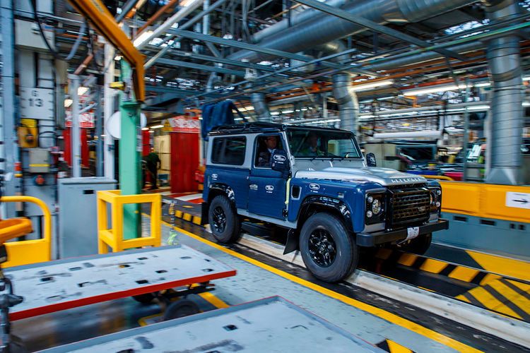 Die Uhr tickt und das Ende für das Urtier aus dem United Kingdom, den Defender, naht. (Foto: Land Rover)