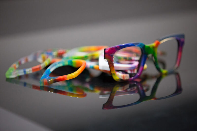 Der Brillenhersteller Safilo profitiert durch den Einsatz des Druckers J750 von mehr Kreativität im Design, dem kostengünstigen Testen verschiedener Modelle und einer beschleunigten Markteinführung. (Stratasys)