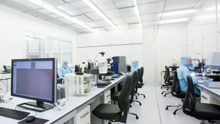 Eine ESD-gerechte Arbeitsplatzausstattung ist wichtig in allen Bereichen, in denen elektrostatische Ladungen ein Risiko darstellen. (Bild: Dauphin)