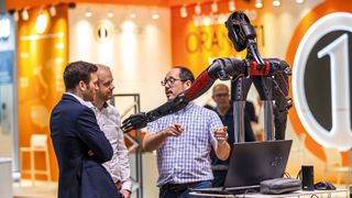 Künstliche Intelligenz verändert die Welt –  dies gilt auch für die Welt der Automatisierung  und Produktion. (Bild: Copyright:Mesago Messe Frankfurt GmbH / Arturo Rivas Gonzalez)