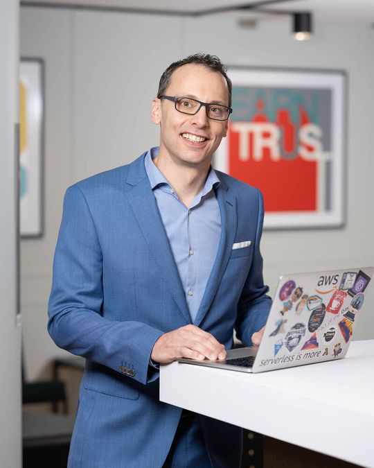 Der Autor Christoph Schnidrig ist Head of Technology Switzerland bei AWS.(Bild:  www.gola.pro)