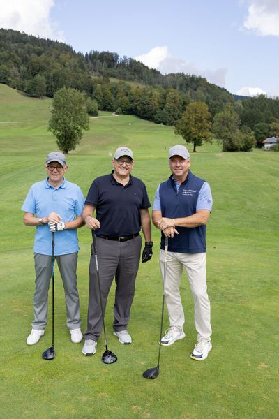 Jeff Murray (r., Meridian Group) kam extra aus Chicago geflogen, um mit Dexter Mc Ginnis (Concat) und Gerry Steinberger (HPE) dieses Turnier zu spielen. (Bild: Hans Breitenfellner)