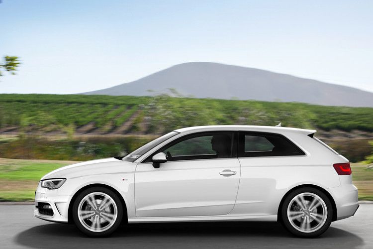 Die Preise für den A3 beginnen bie 22.500 Euro für den 1,4-Liter-TFSI-Benzinmotor mit 90kW / 122 PS. (Audi)