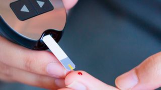 Die regelmäßige Auswertung und Besprechung der Glukosewerte gehört mit zum Telemedizin-Projekt in Schleswig-Holstein (Kwangmoo - stock.adobe.com)