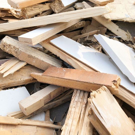 Aus Holzabfällen sollen im Projekt H2 Wood – Black Forest Biowasserstoff und biobasierte Koppelprodukte entstehen. Aus Holzabfällen sollen im Projekt H2 Wood – Black Forest Biowasserstoff und biobasierte Koppelprodukte entstehen.