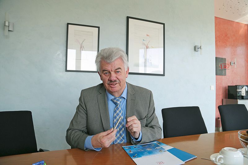 Micro-Epsilon-Geschäftsführer Johann Salzberger: „Die neuen Spindelwachstumssensoren sorgen für eine gesteigerte Genauigkeit von hochpräzisen Werkzeugmaschinen.“ (Bild: Micro-Epsilon)
