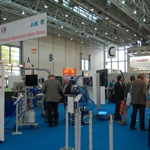 Auf der Product Demonstration Area der Composites Europe konnten die Besucher Produktionsprozesse, neue Werkstoffe und Anwendungen live erleben.