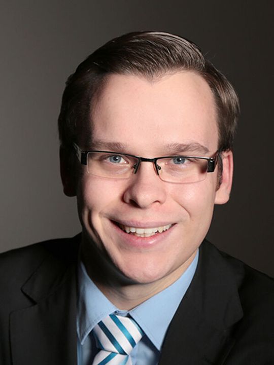Aaron Siller ist mit seinem Unternehmen siller.consulting auf IT-Dienstleistungen rund um die Microsoft-Cloud spezialisiert.(Bild:  NicoleTrebels)