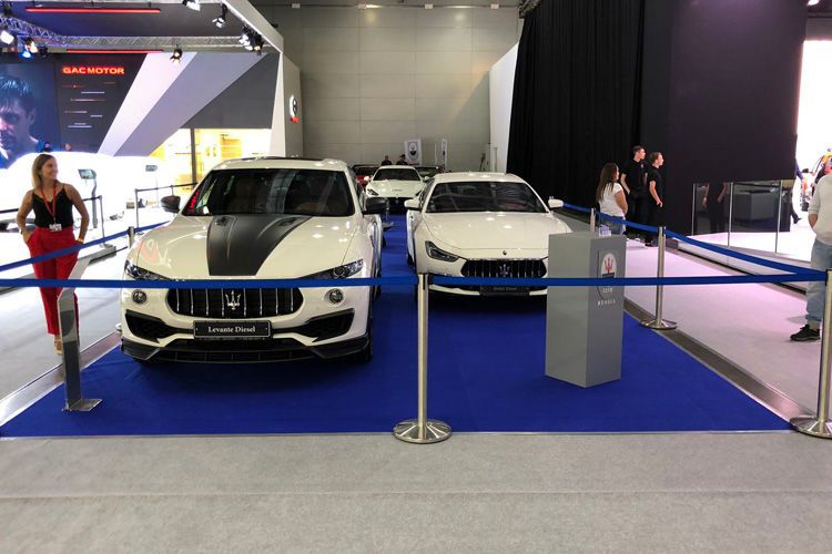 Noch weniger Mühe mit seinem Messestand gab sich Maserati.  (Bild: Wolfgang Gomoll)