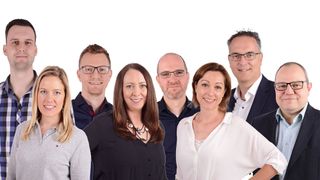 Die Fürhungskräfte von Riedel Networks: (v. l.) Timo Imbrogno, Julia Kirk, Dennis Frankhauser, Simone Krämer, Mario Druschba, Sabrina Sehrt, Timo Siebel und Uwe Wolff
 (Bild: Riedel Networks)