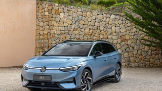 Die Preise für den ID 7 Tourer sind noch nicht bekannt. Als Einstiegsmarke sind knapp unter 60.000 Euro realistisch. (Bild: Volkswagen)