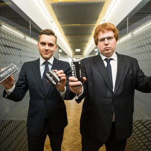 „Unsere Ultrakondensatoren werden dem Luftschiff die Fähigkeit zum Manövrieren und Kontrollieren verleihen und vertikales Starten und Landen ermöglichen. Das ist ganz entscheidend“, so Taavi Madiberk (r.), CEO von Skeleton Technologies.