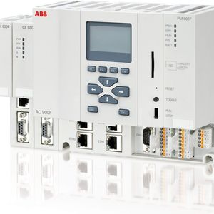 Der neue Freelnace Controller AC 900F bietet 100 % Kompatibilität und 100 % mehr Leistung sowie erstmals einen SD-Slot.