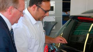 Die Werkstatt sollte vor der Reparatur einen vom Kunden unterschriebenen Auftrag haben. (Wenz)