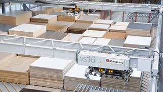 Individuelle Logistik für Massivholz-Plattenhersteller! IMA Schelling bietet dafür unter anderem Lagersysteme für die Rohware im Flächenlager. Auch die Technik zum Beschicken der Aufteilanlagen, für das Sortieren, Kommissionieren, Stapeln und Verpacken gehört dazu. (Bild: IMA Schelling)