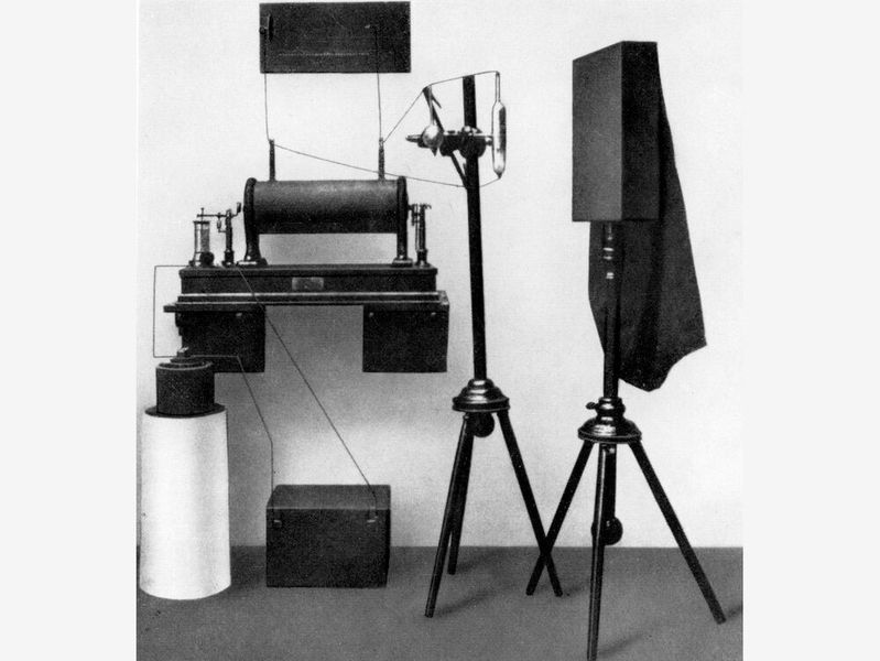 Erste Röntgengeräte, gefunden bei Siemens Healthineers.  (Bild: Siemens )