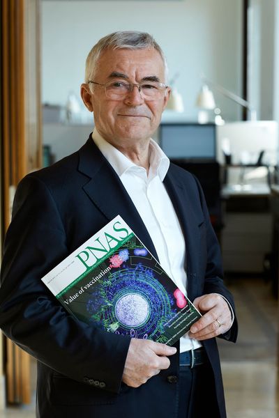 ... sowie den italienische Mikrobiologen Rino Rappuoli mit neuen genbasierten Impfstoffen. (EPO)
