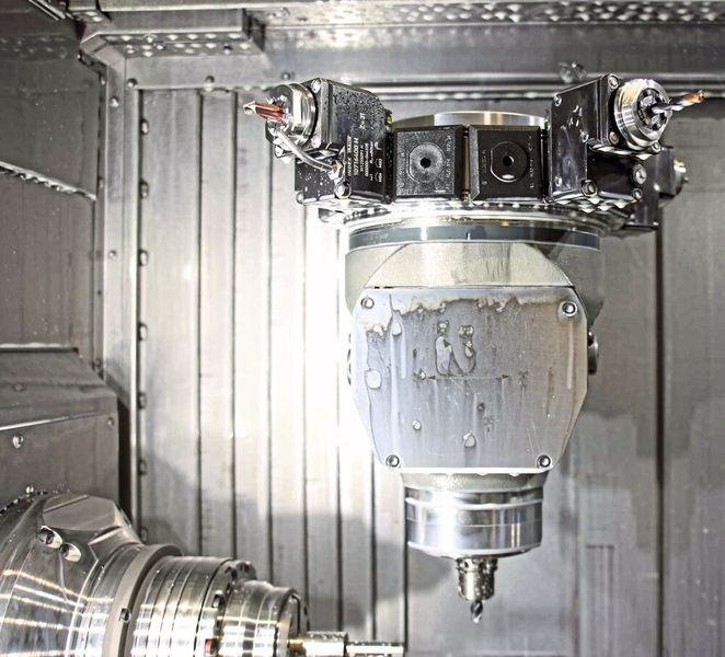 Das Magazin für die Werkzeugträger, die auch mit angetriebenen Werkzeugen bestückt werden können, bietet Platz für sechs Werkzeuge. (Klaus Vollrath)