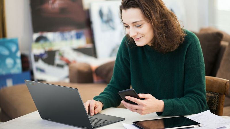 Das Acer Googlebook 14 mit Intel-Panther-Lake-Prozessor ist eines der ersten Geräte mit Googlebook OS. Das 14-Zoll-Convertible wiegt nur 1,14 kg.(Bild:  Acer)