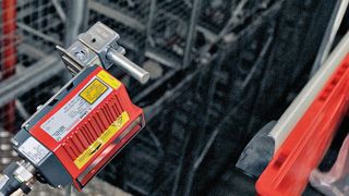 Neues Lager, neue Sensoren: Bei der Erweiterung seines Zentrallagers in Ulm vertraut Winkler auf Technik von Leuze Electronic. (Leuze)