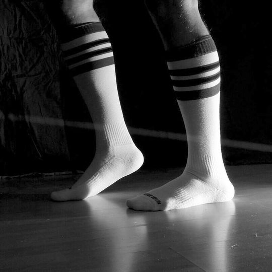 The study examined whether a sock fitted with a ballistocardiogram (BCG) sensor could distinguish between healthy people and patients with diabetes.(Source:  free licensed /  Pixabay)