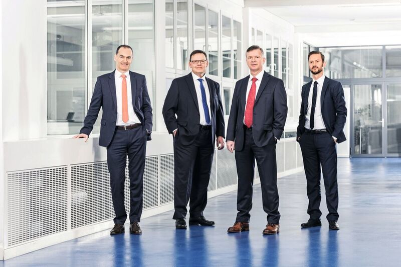 Die Geschäftsleitung der Fritz Studer AG (v.l.n.r.): Jens Bleher (CEO), Stephan Stoll (COO), Daniel Huber (CTO), Sandro Bottazzo (CSO). (Studer)