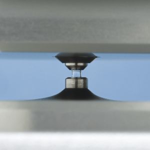 Abb.1a: 1 Mikrovolumenmessung mit dem Nanodrop 2000: Bei gering konzentrierten Proben wählt das Gerät automatisch eine größere Spaltbreite; ...