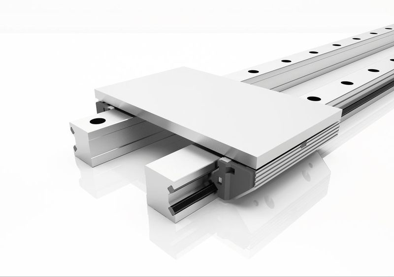 Dadurch, dass die Führungssysteme aus Aluminium gefertigt sind, sind sie laut Unternehmensangaben 65 % leichter als Stahlführungen. (Franke)