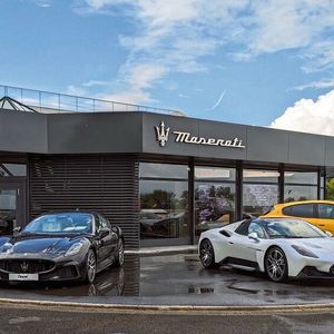 In der Filiale südwestlich von Nürnberg vertritt Oppel neben Maserati noch Mercedes (nur Service) und Suzuki.(Bild:  Oppel)