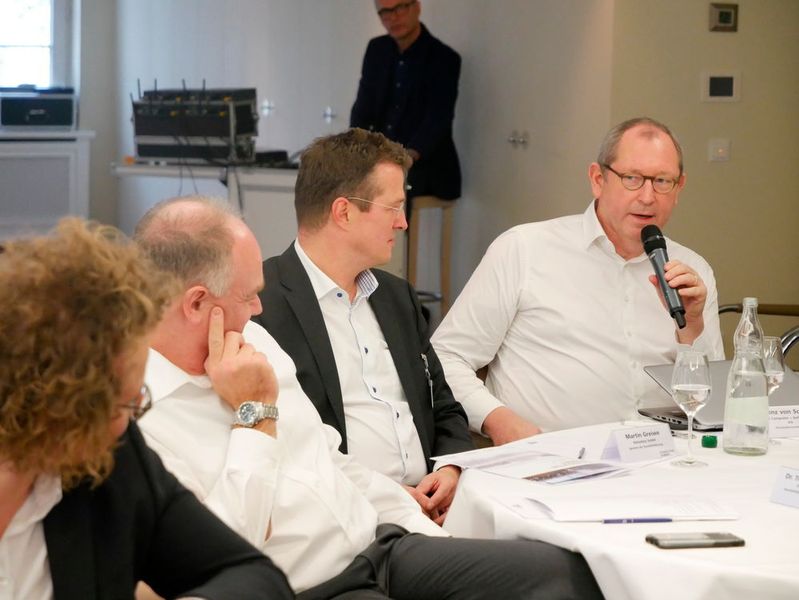 Lorenz von Schröder, COMLINE  (Vogel IT-Medien GmbH)