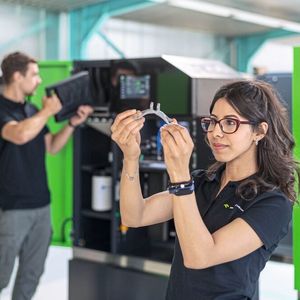 Die One Click Metal GmbH bietet bewährte 3D-Drucktechnologie in Metall für Jedermann zum Einstiegspreis.