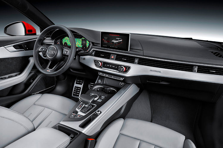 Im Innenraum präsentiert sich der A4 Avant mit Oberklassenniveau. Über das Lichtpaket lassen sich 30 unterschiedliche Ambientefarben einstellen. (Bild: Audi)