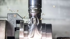 High-Feed-Fräser im Eingriff und beim Erreichen der maximalen radialen Schnitttiefe. (Bild: Walter)