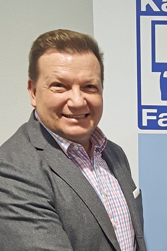 Ab heute zählt der Hauptgeschäftsführer des ZKF, Thomas Aukamm, fünfzig Lenze. Ab heute zählt der Hauptgeschäftsführer des ZKF, Thomas Aukamm, fünfzig Lenze.