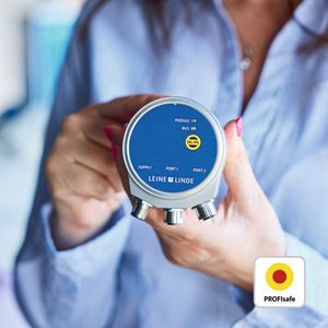 Avec le FSI 608, Leine Linde établit une nouvelle norme de sécurité pour l'automatisation. (Source :  Heidenhain)