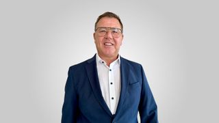 Jörg Ambrosius ist neuer Geschäftsführer des Autohauses Nahetal. (Bild: Löhr/Scherer)